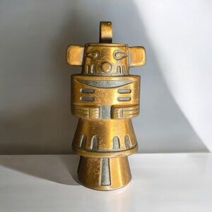 VTG Copper Bell Trading Post Solid
Copper Native American Pendant